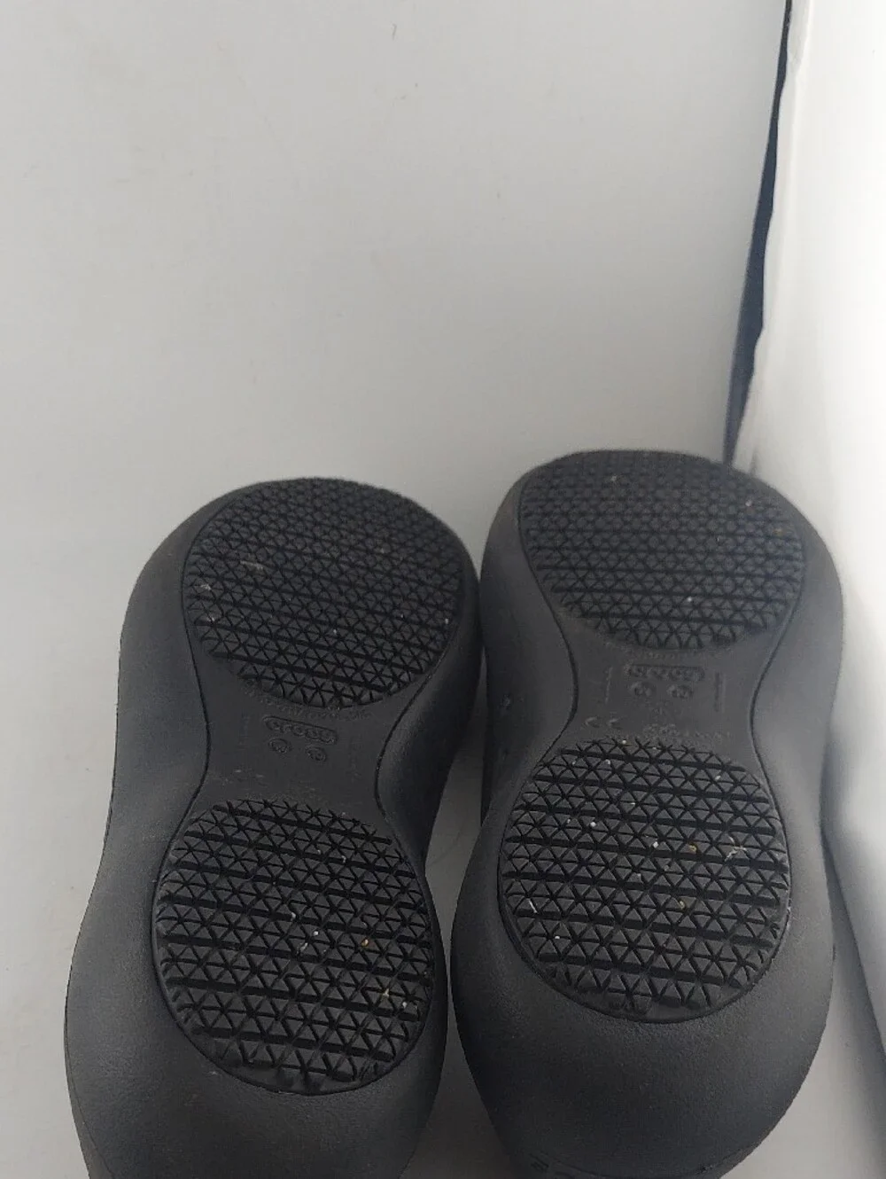 Crocs Women's Black Rubber Slip-On Flats Size 10 W